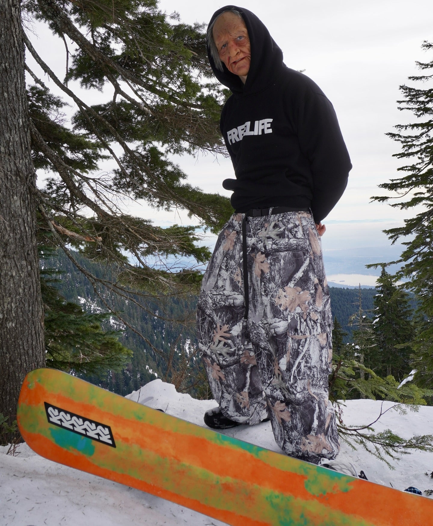 White-realtree baggy snow pants V3
