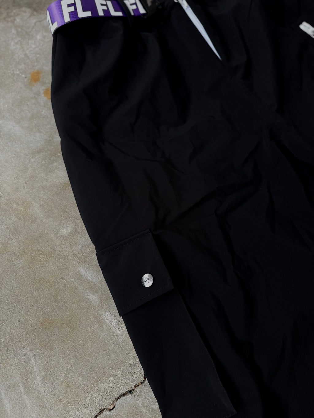 Black baggy snowpant V3