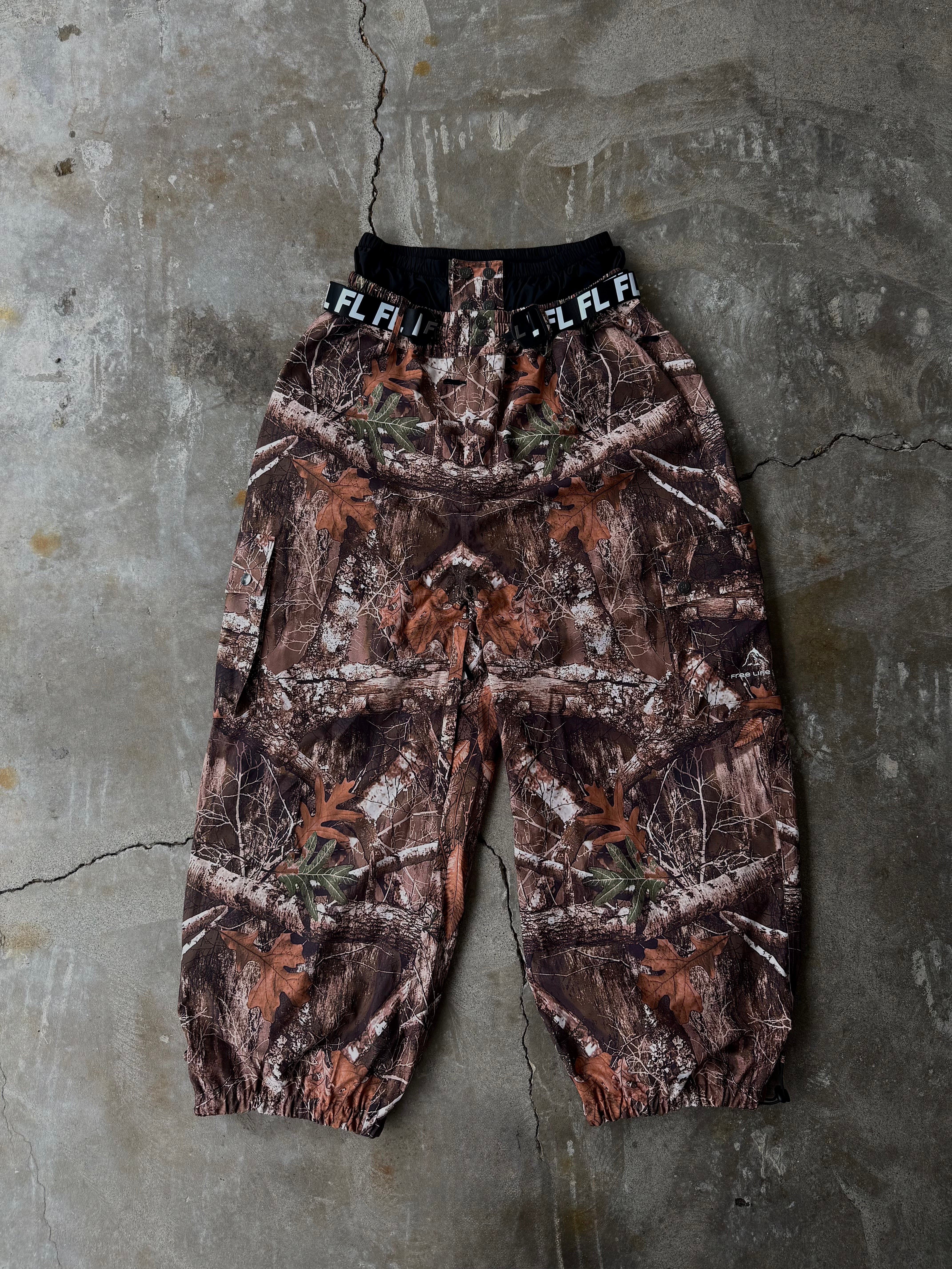 Real tree baggy snowpant V3 – freelife