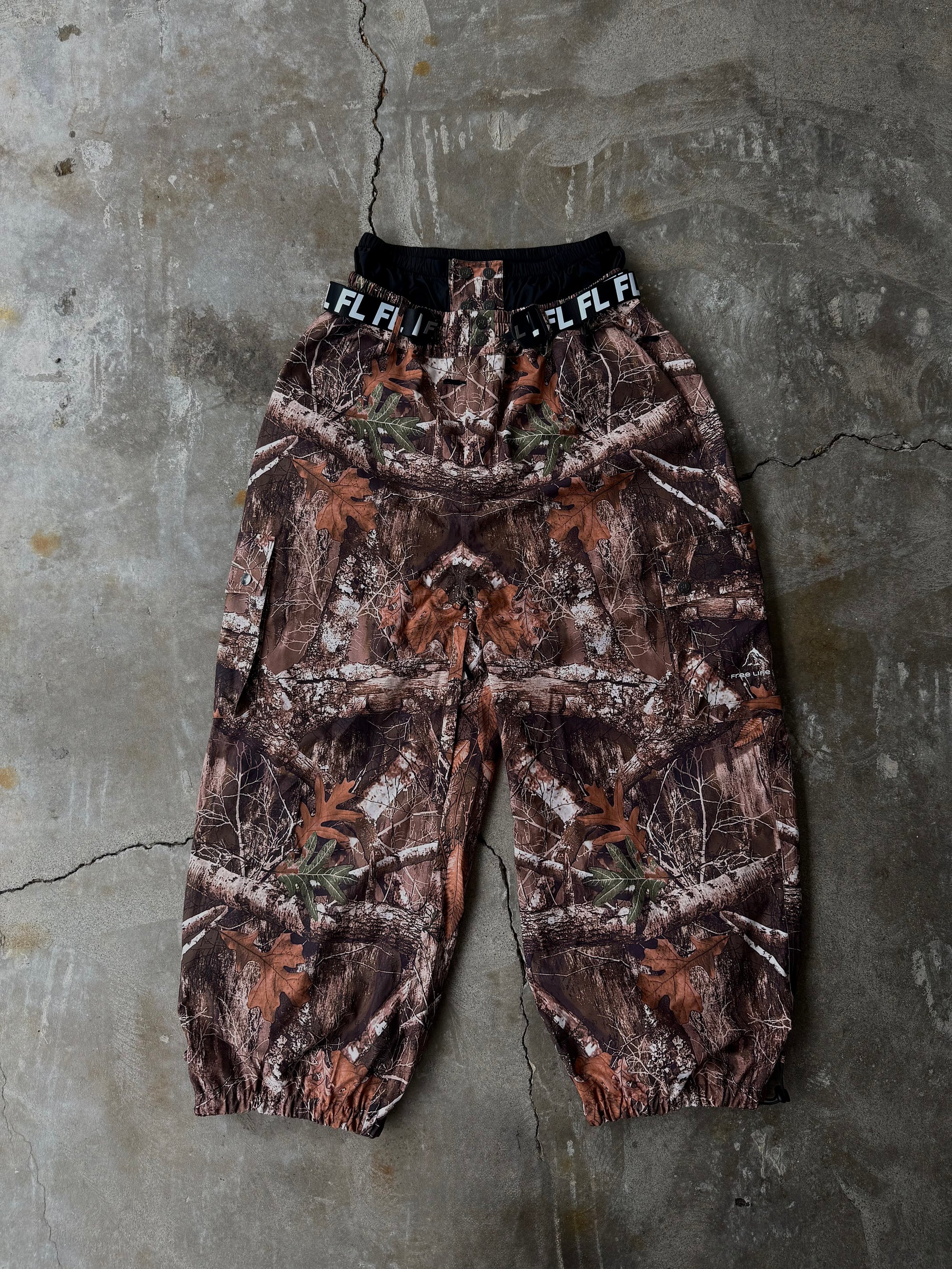 Real tree baggy snowpant V3