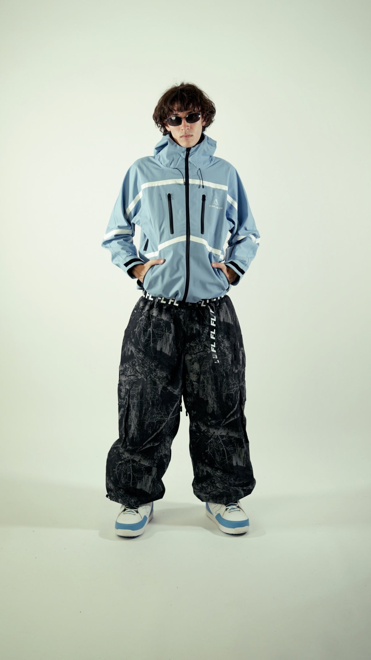 Black-Realtree Baggy Snowpants V4