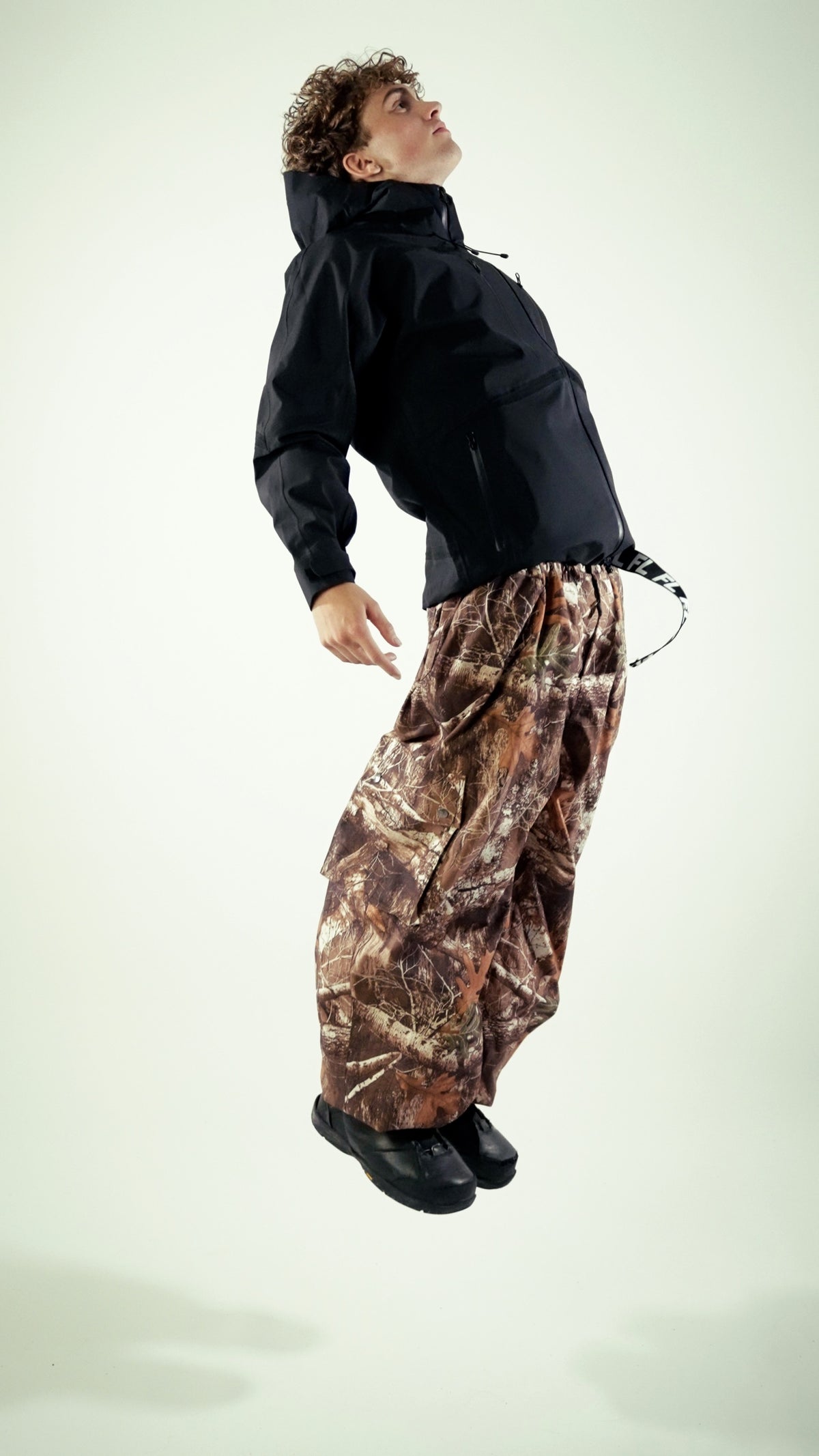 Real tree baggy snowpant V4