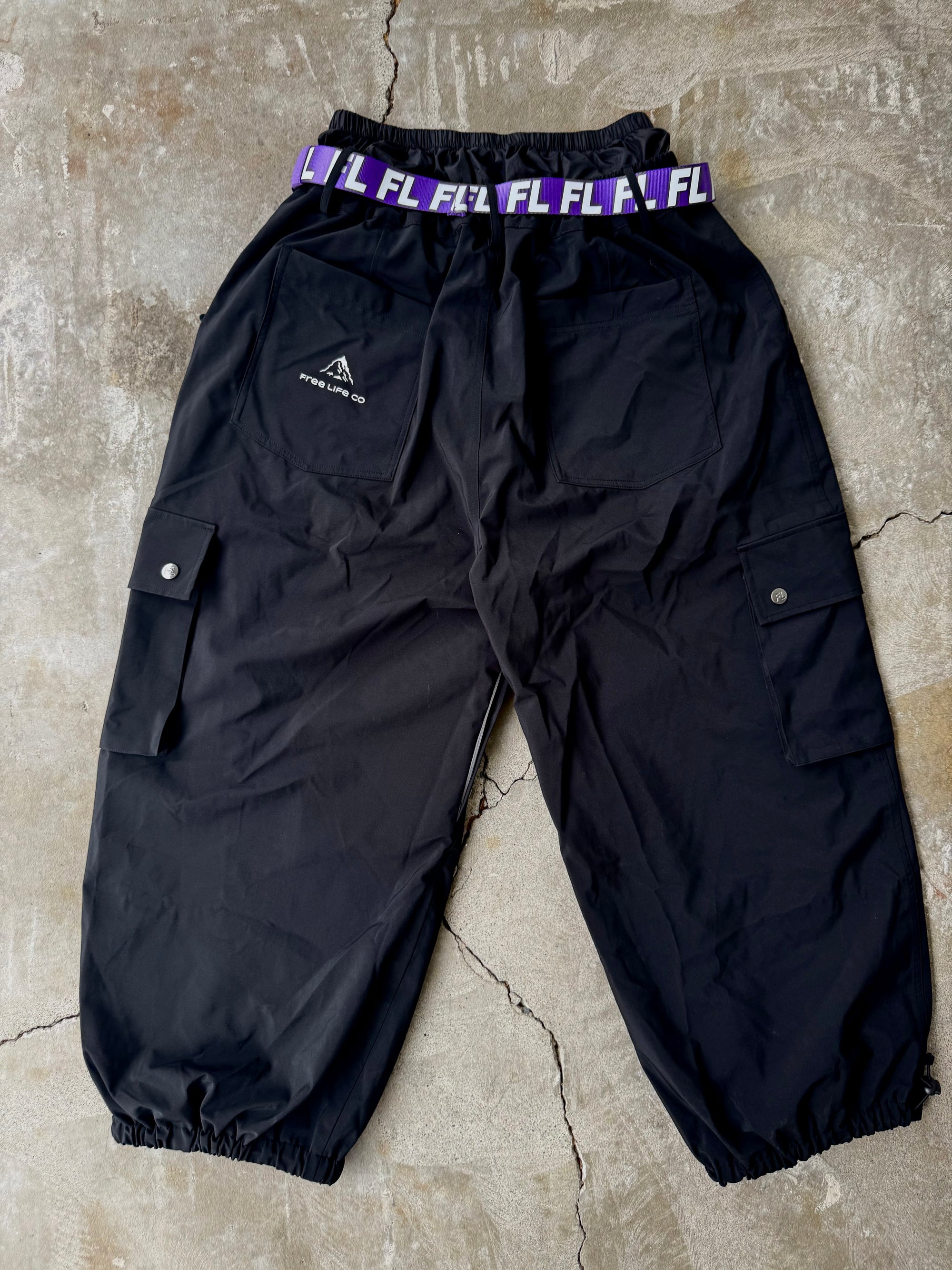 Black baggy snowpant V3