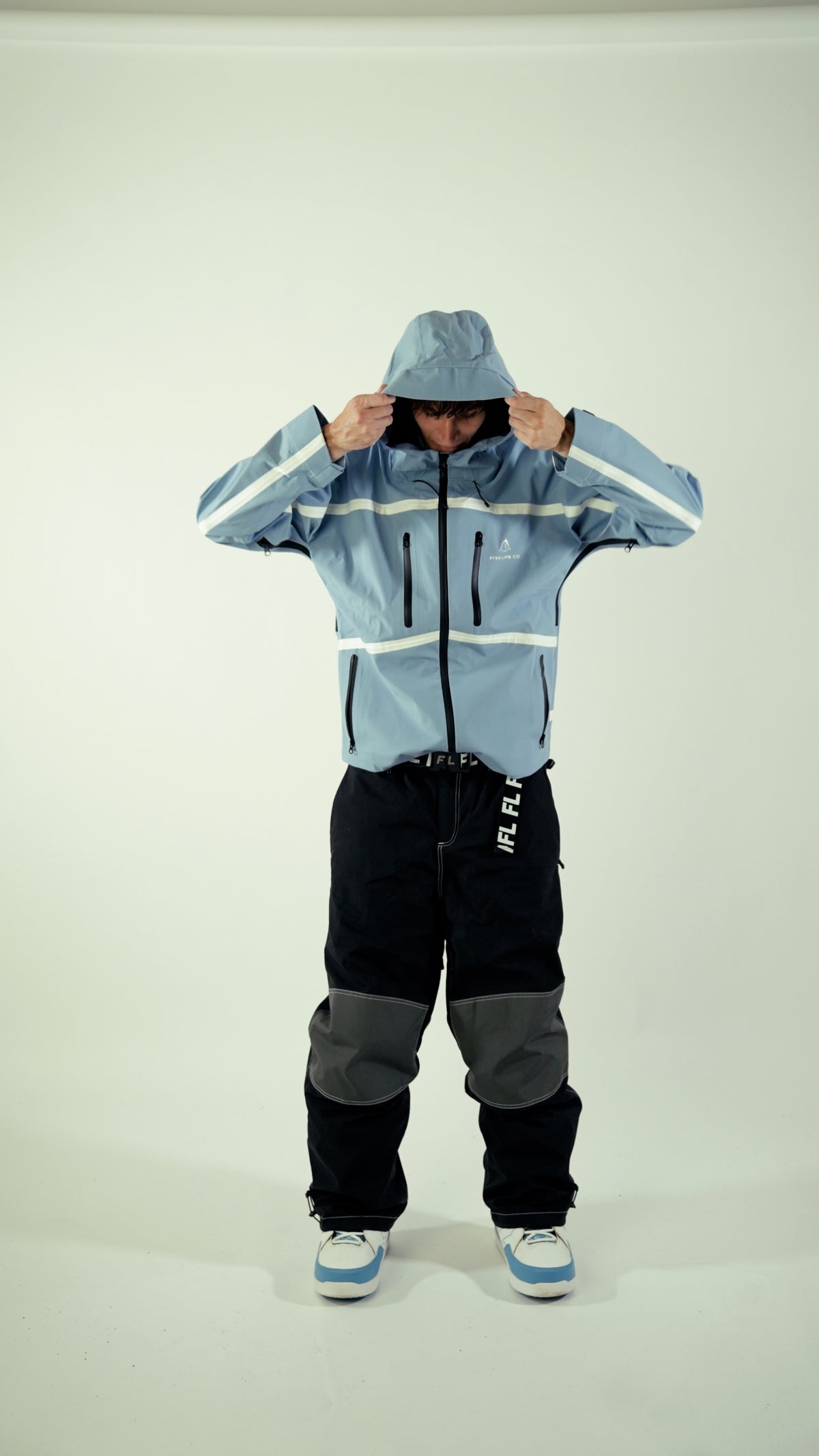 Straight leg snow pants
