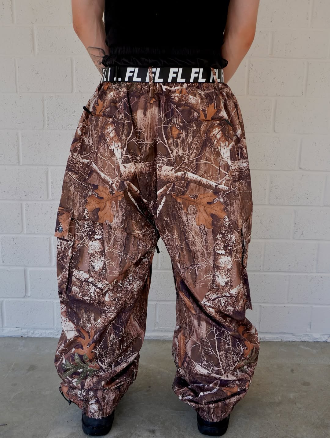 Real tree baggy snowpant V3 – freelife