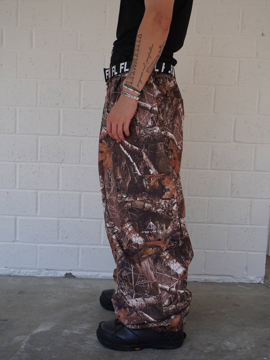 Real tree baggy snowpant V3